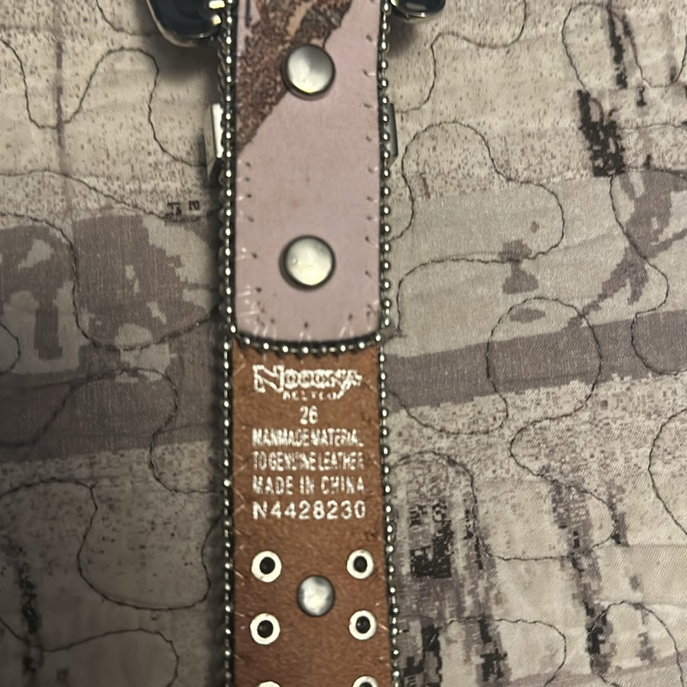 Nocona pink camo belt, size 26 - Picture 4 of 4